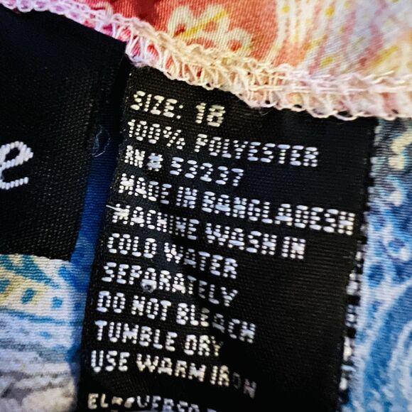 Mlle Gabrielle Blue & Pink Floral Soft Flowy Boho Maxi Dress - Plus Size 18 - Picture 8 of 8